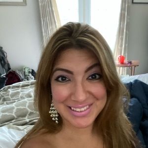 Meet your Posher, Andrea